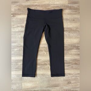 Lululemon Cropped Reversible Leggings Size 10